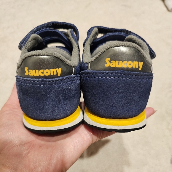 Toddler Sneaker Bundle - Picture 4 of 9